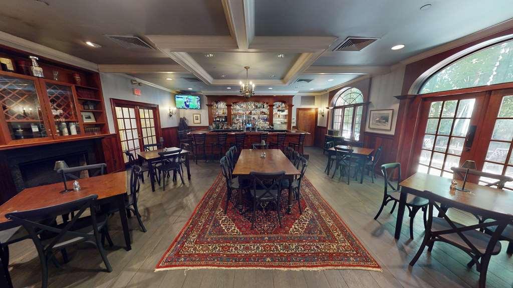 Avon Old Farms Hotel Kamer foto